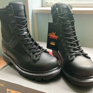 Thorogood Tactical boots Gen-Flex 2 Series 8” Size Zip. Size Men 6.5/Women 8.5